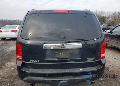 2014 Honda Pilot Touring z USA, uszkodzony, nr VIN 5FNYF4H92EB023140